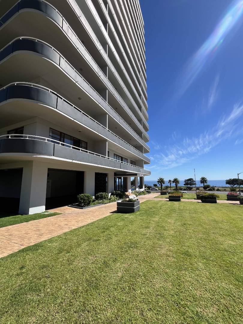 To Let 3 Bedroom Property for Rent in Sea Point Western Cape